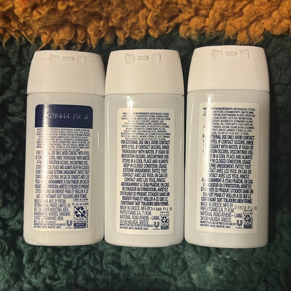 Dove Mini Toiletry Set - Picture 2 of 3
